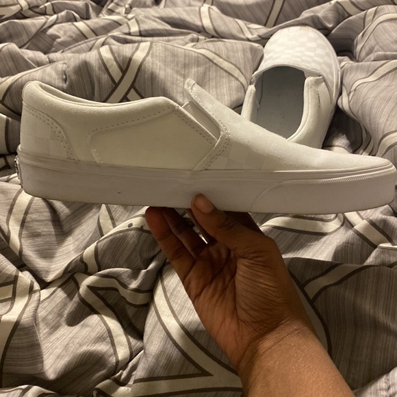 Used - Picture 4 of 5